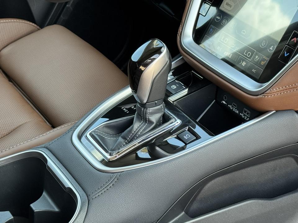 used 2025 Subaru Outback car, priced at $37,500