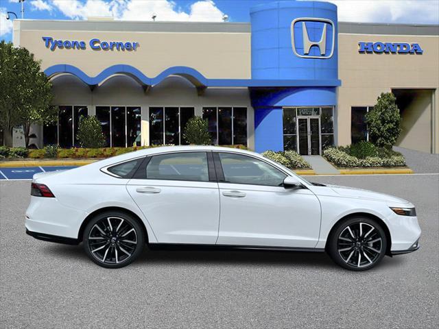 new 2024 Honda Accord Hybrid car, priced at $39,227