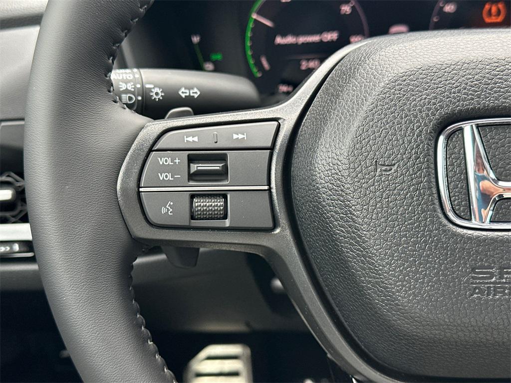 new 2025 Honda Accord Hybrid car, priced at $33,655