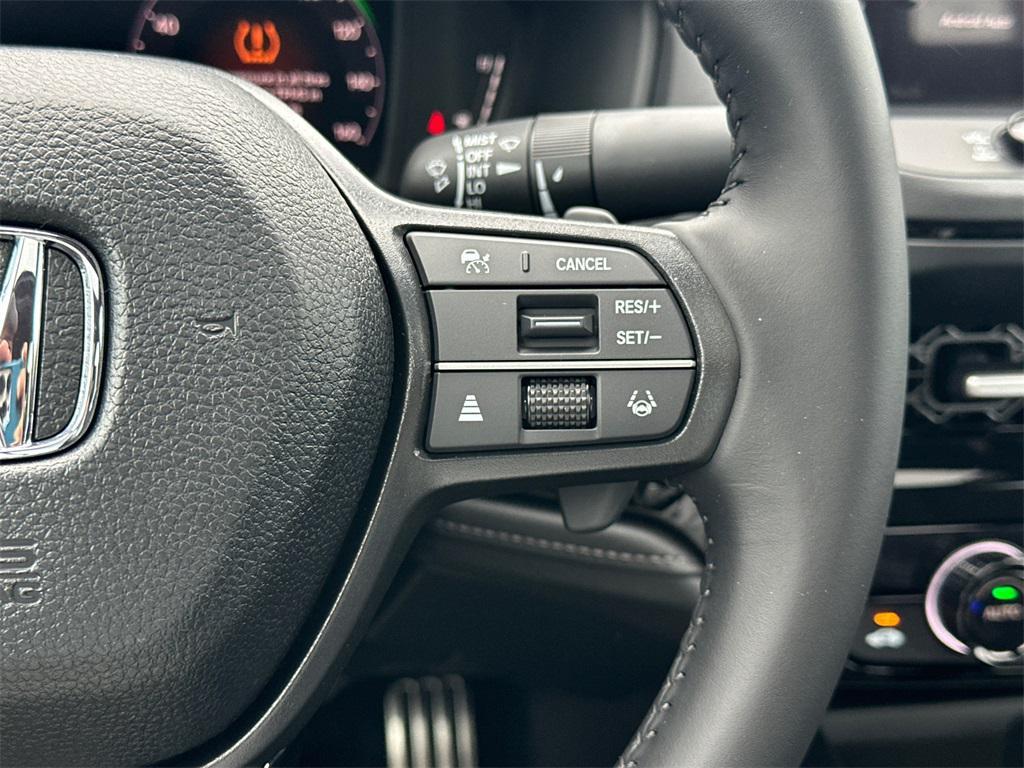 new 2025 Honda Accord Hybrid car, priced at $33,655