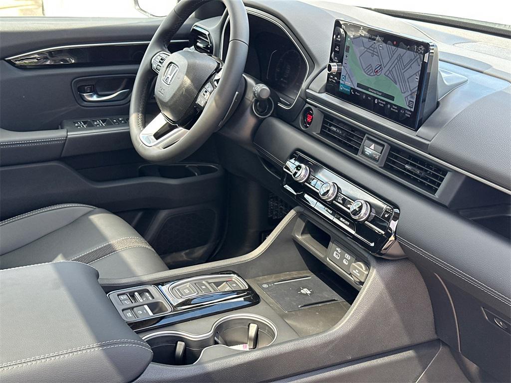 new 2025 Honda Pilot car, priced at $49,759