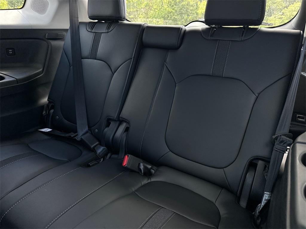 new 2025 Honda Pilot car, priced at $49,759