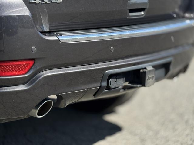 used 2016 Jeep Grand Cherokee car, priced at $15,500