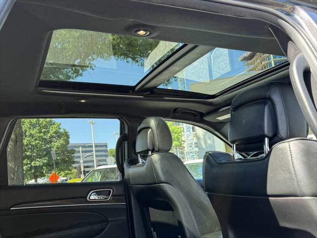 used 2016 Jeep Grand Cherokee car, priced at $15,500