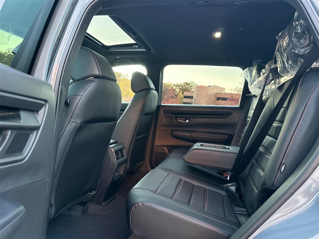 new 2026 Honda CR-V Hybrid car, priced at $40,016