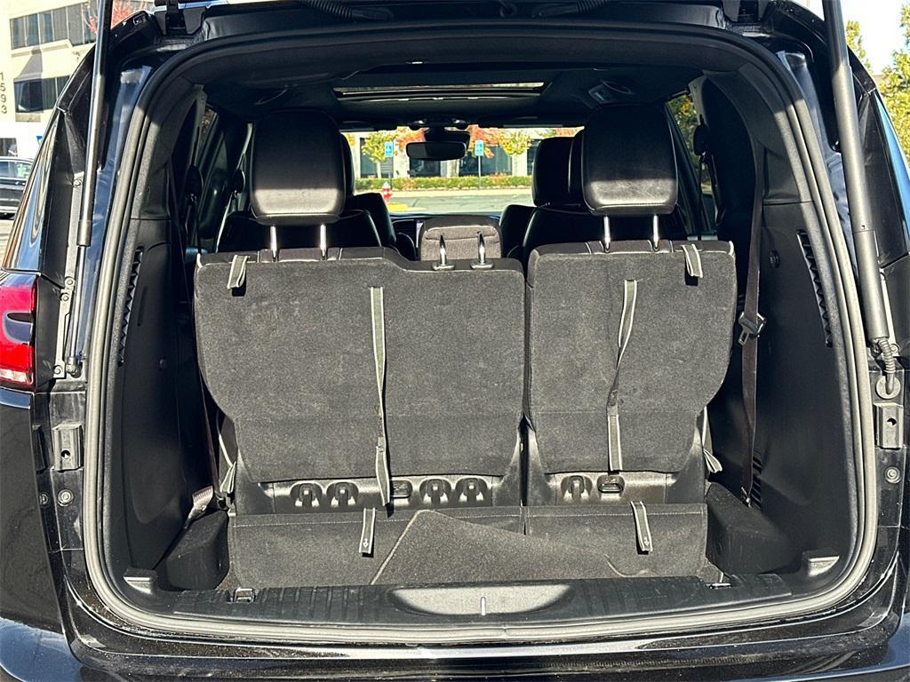 used 2025 Chrysler Pacifica car, priced at $35,500