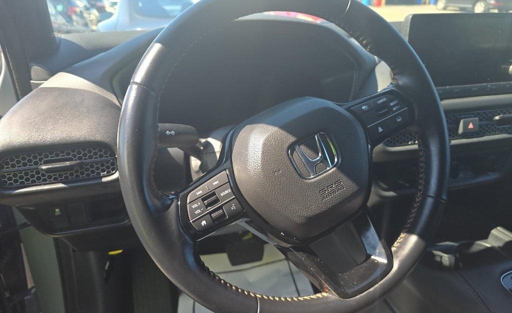 used 2025 Honda HR-V car, priced at $27,500