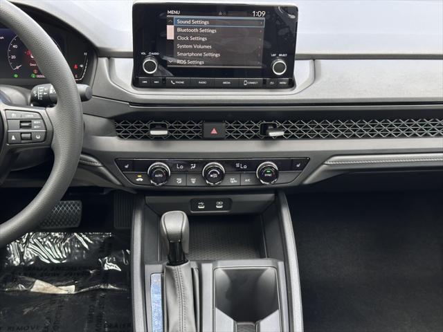 new 2025 Honda Accord car, priced at $30,878