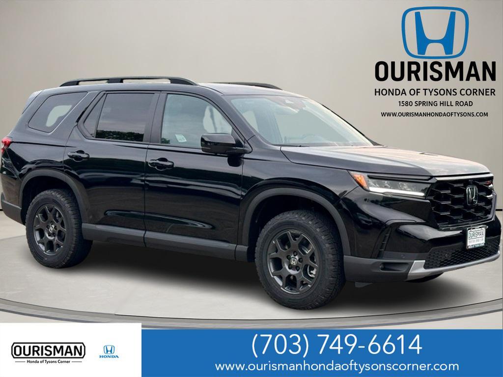 new 2025 Honda Pilot car, priced at $47,788
