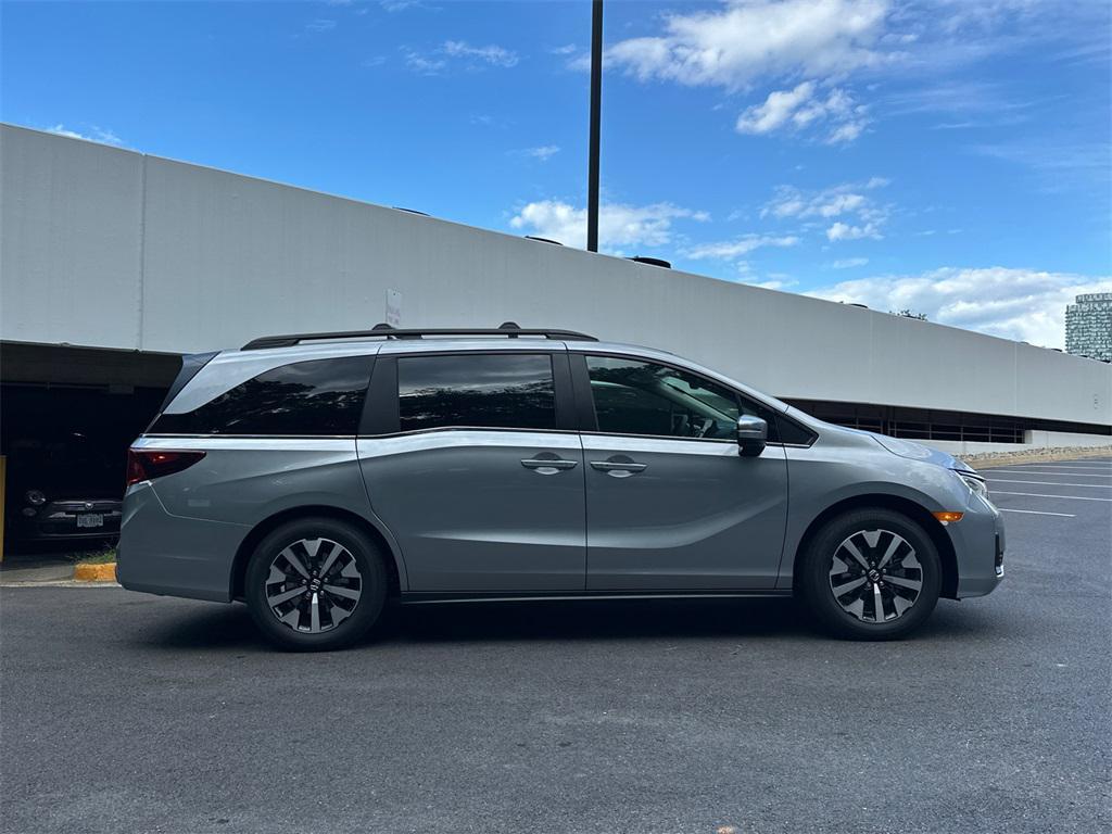 new 2026 Honda Odyssey car, priced at $42,084