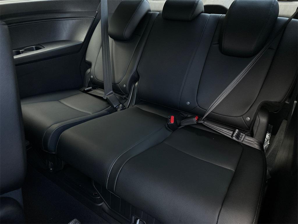 new 2026 Honda Odyssey car, priced at $42,084