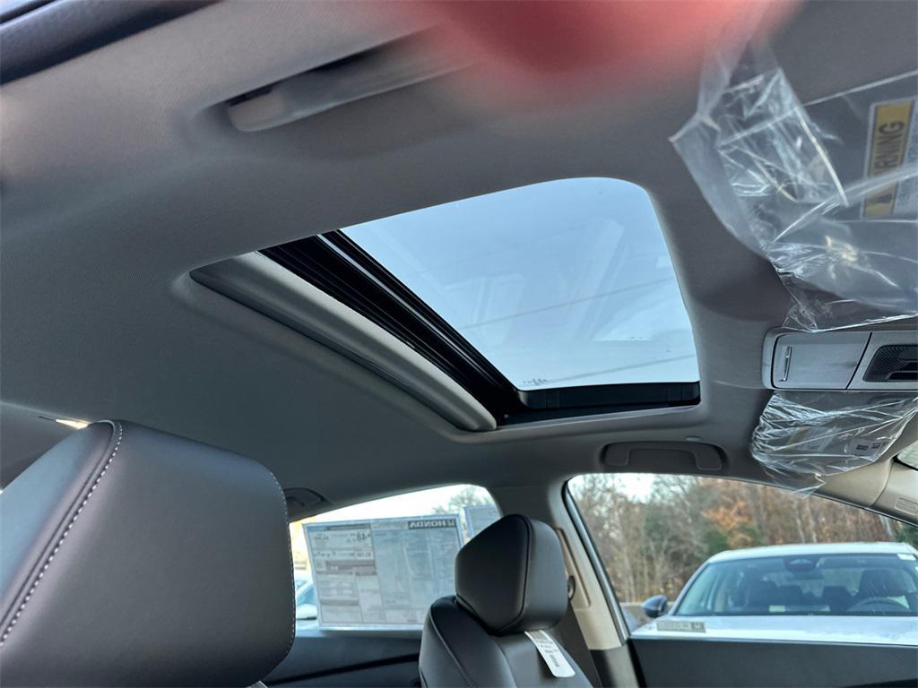 new 2025 Honda Accord Hybrid car, priced at $34,319