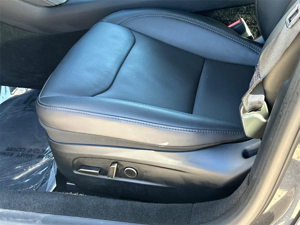 used 2025 Tesla Model 3 car, priced at $35,500