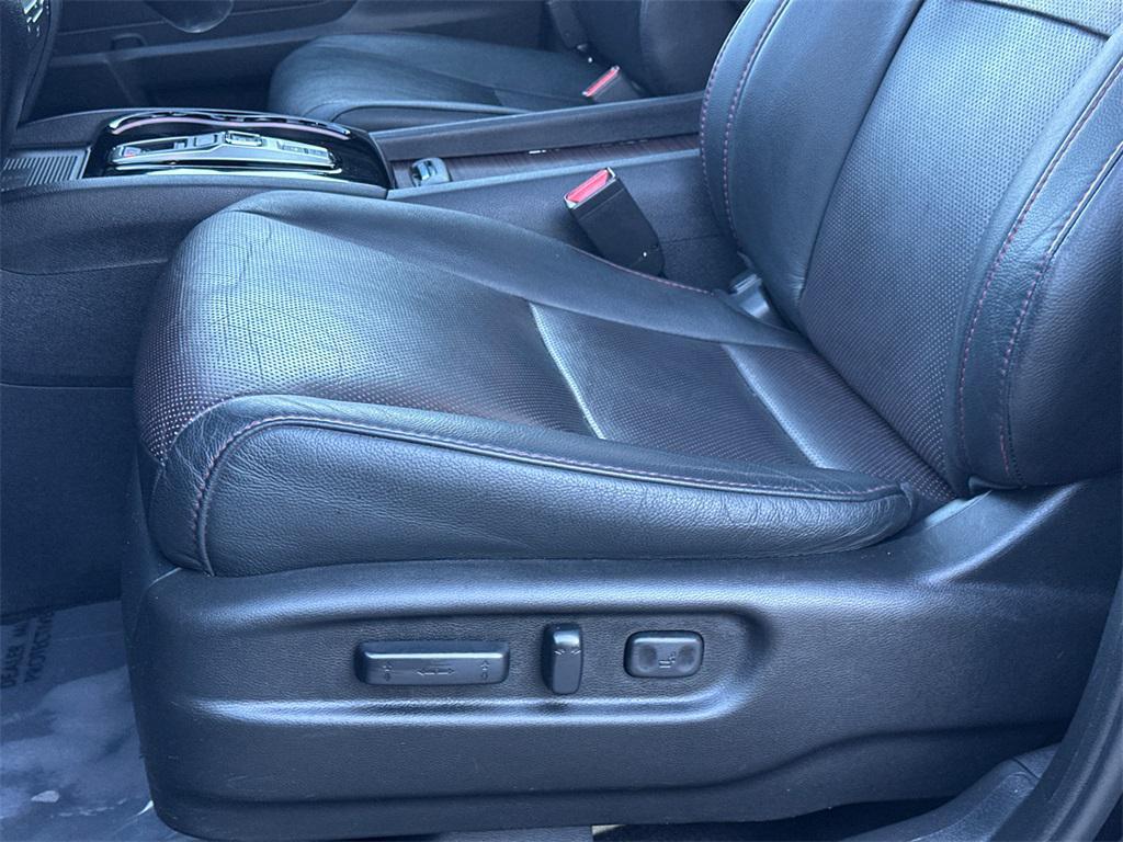 used 2020 Honda Pilot car, priced at $25,500