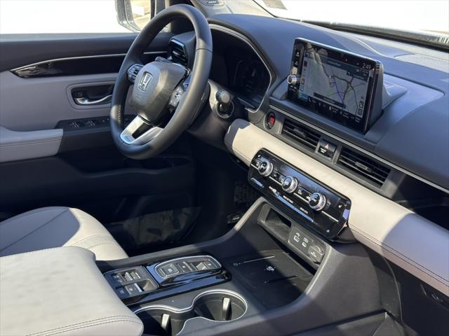 new 2025 Honda Pilot car, priced at $49,244