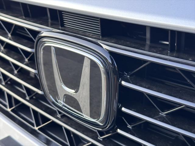 new 2025 Honda Accord Hybrid car, priced at $34,687