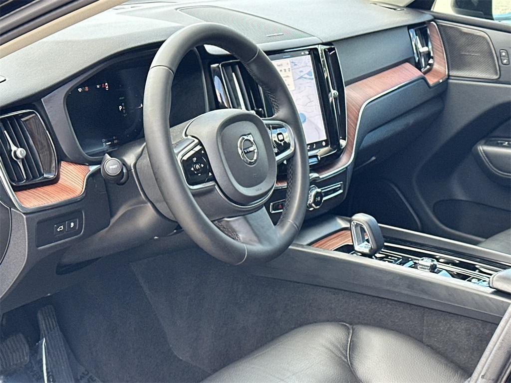 used 2024 Volvo XC60 Recharge Plug-In Hybrid car, priced at $43,000