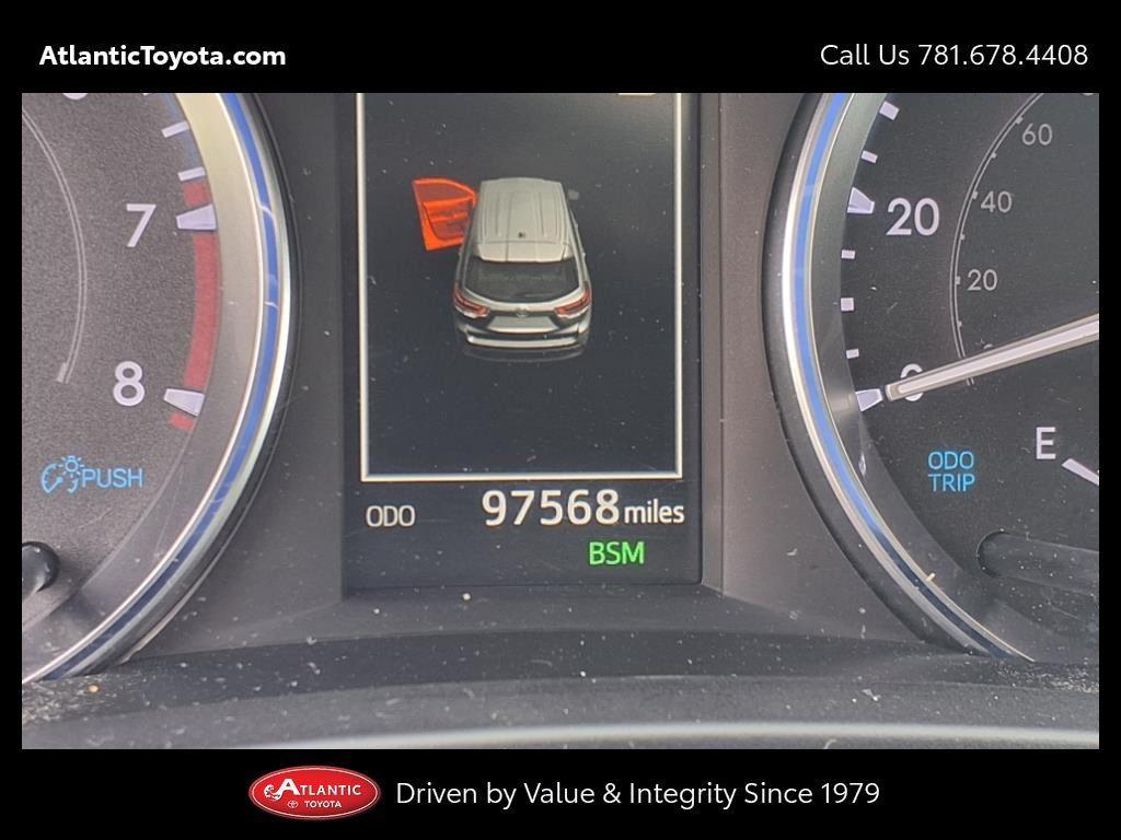used 2019 Toyota Highlander car, priced at $26,118