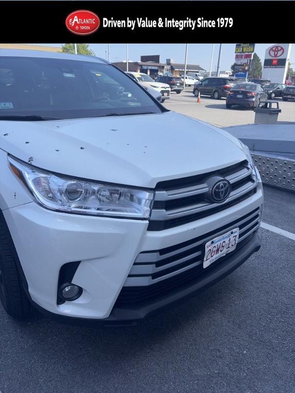 used 2018 Toyota Highlander car, priced at $23,863