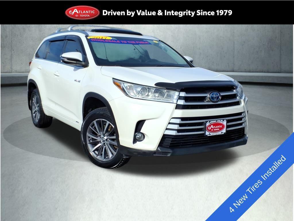 used 2017 Toyota Highlander Hybrid car, priced at $22,892