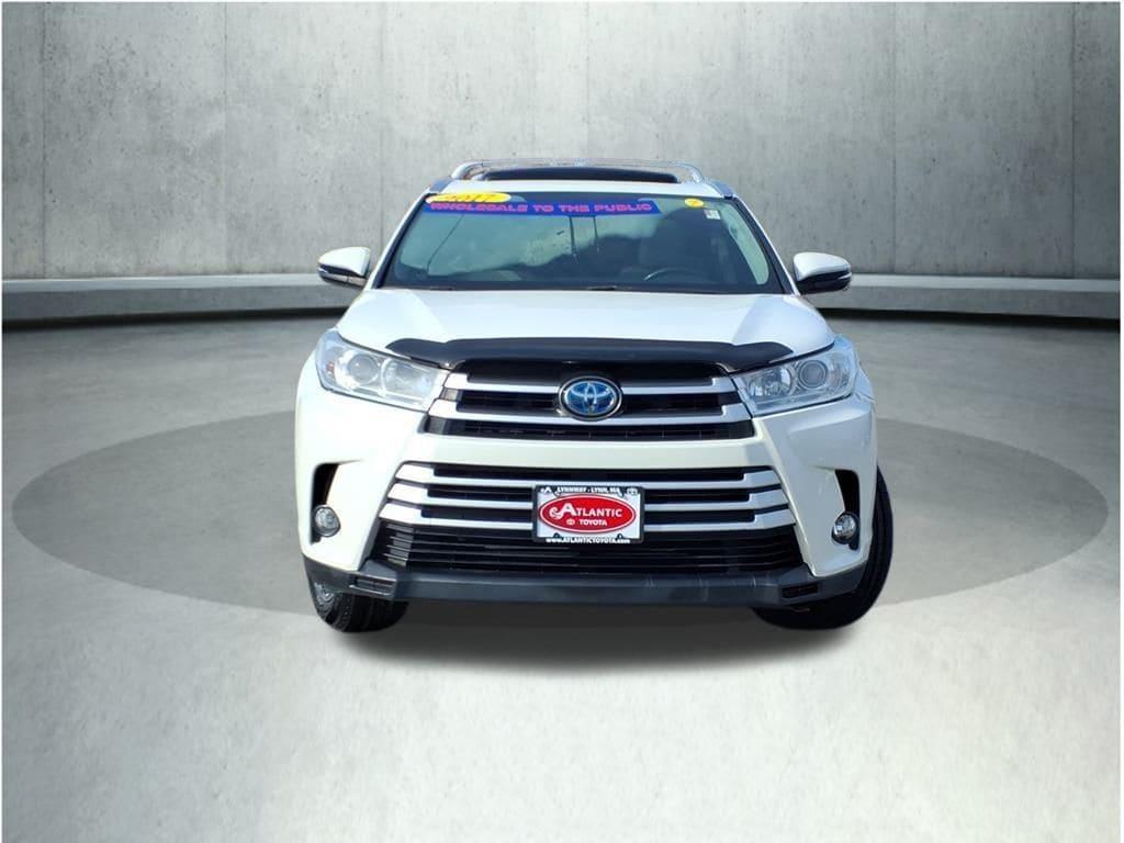 used 2017 Toyota Highlander Hybrid car, priced at $20,953