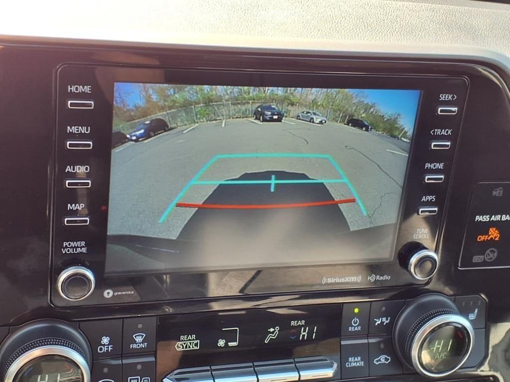 used 2022 Toyota Highlander car, priced at $38,443