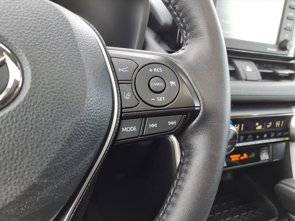 used 2021 Toyota RAV4 Hybrid car, priced at $29,988