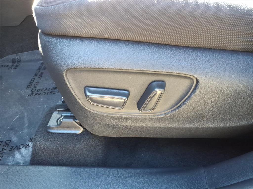 used 2021 Toyota Highlander car, priced at $28,357