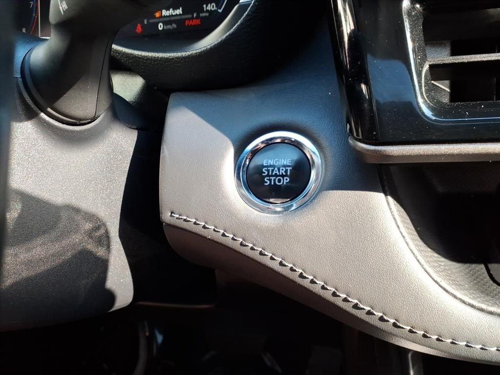 used 2023 Toyota Highlander car, priced at $37,443