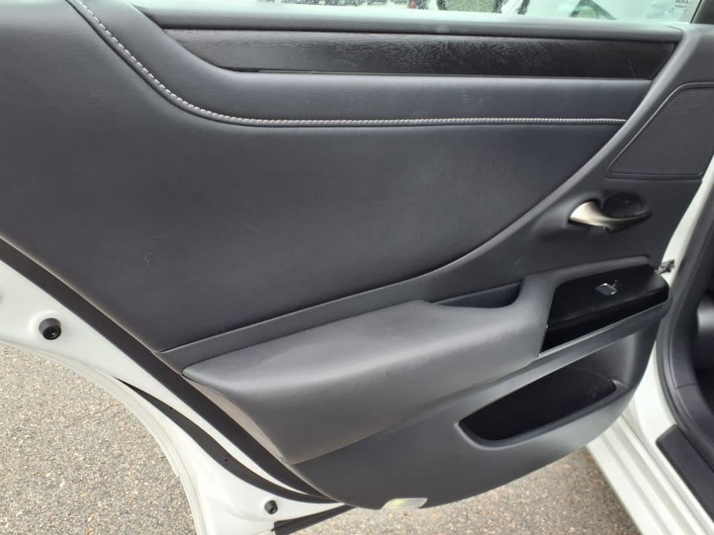 used 2023 Lexus ES 350 car, priced at $37,662