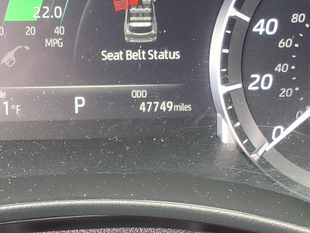 used 2021 Toyota Highlander car, priced at $33,438