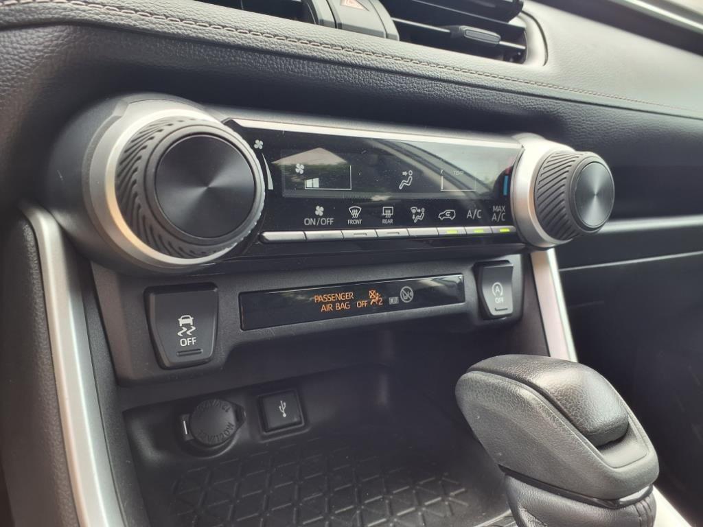 used 2021 Toyota RAV4 car, priced at $25,994