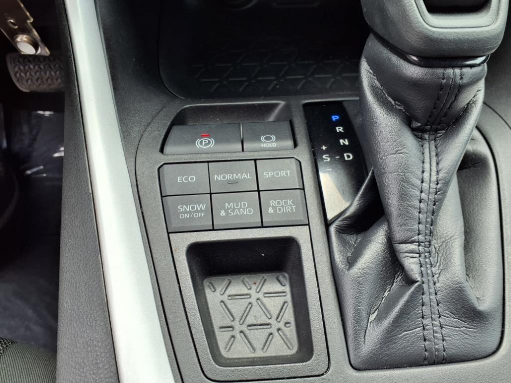 used 2021 Toyota RAV4 car, priced at $25,994