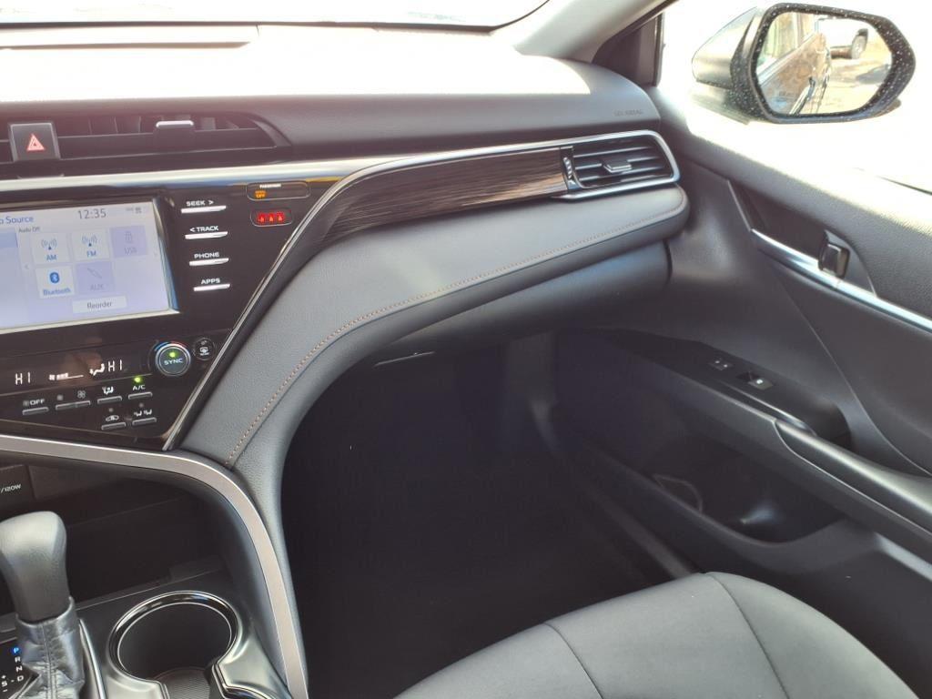 used 2019 Toyota Camry Hybrid car, priced at $23,994