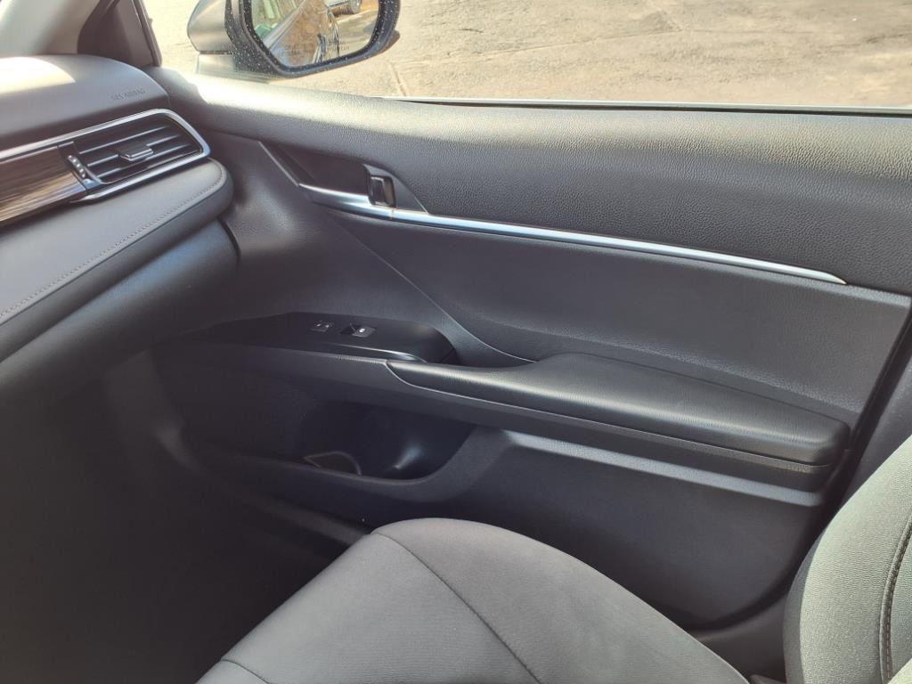 used 2019 Toyota Camry Hybrid car, priced at $23,994