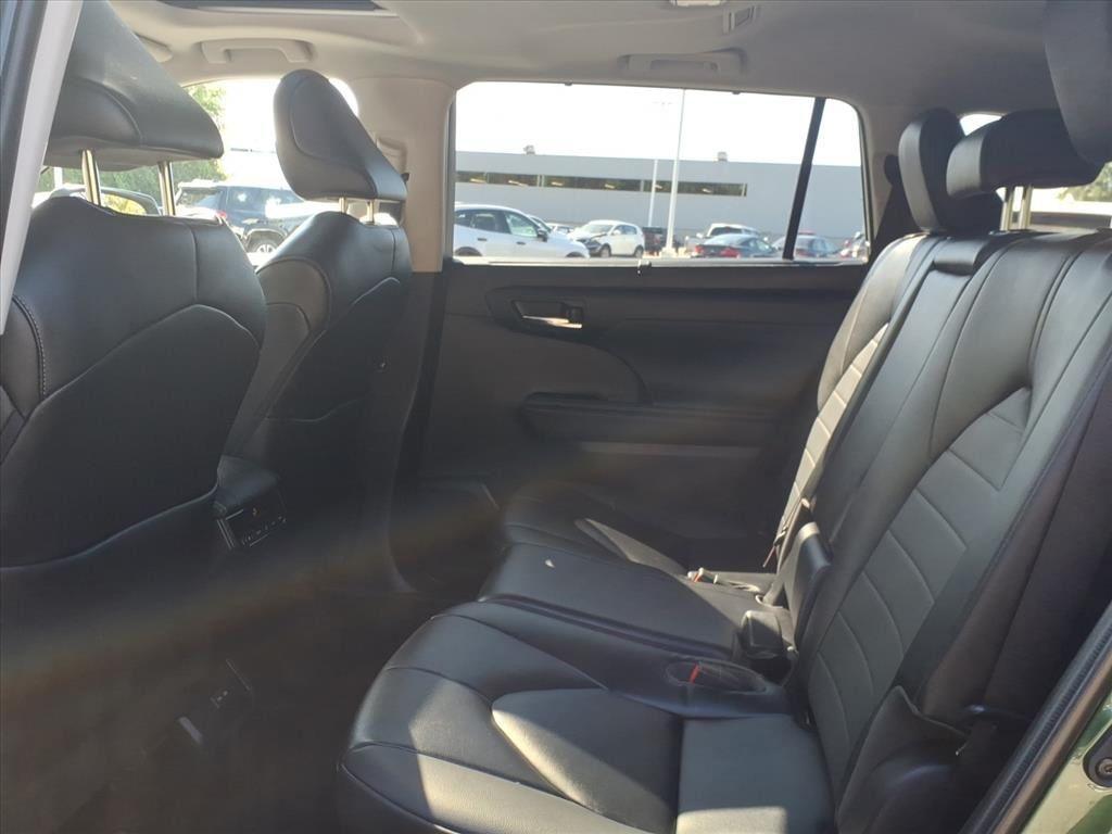 used 2023 Toyota Highlander Hybrid car, priced at $39,577