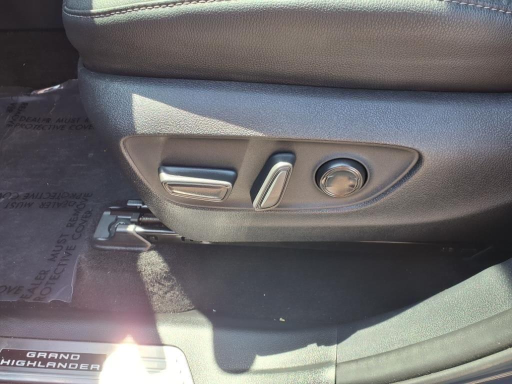 used 2024 Toyota Grand Highlander car, priced at $49,404