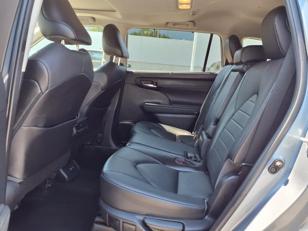 used 2021 Toyota Highlander car, priced at $36,993