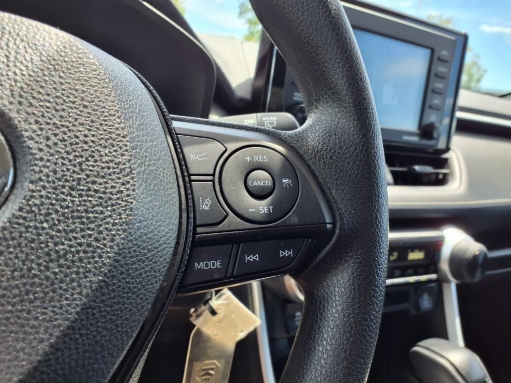 used 2020 Toyota RAV4 car, priced at $26,433