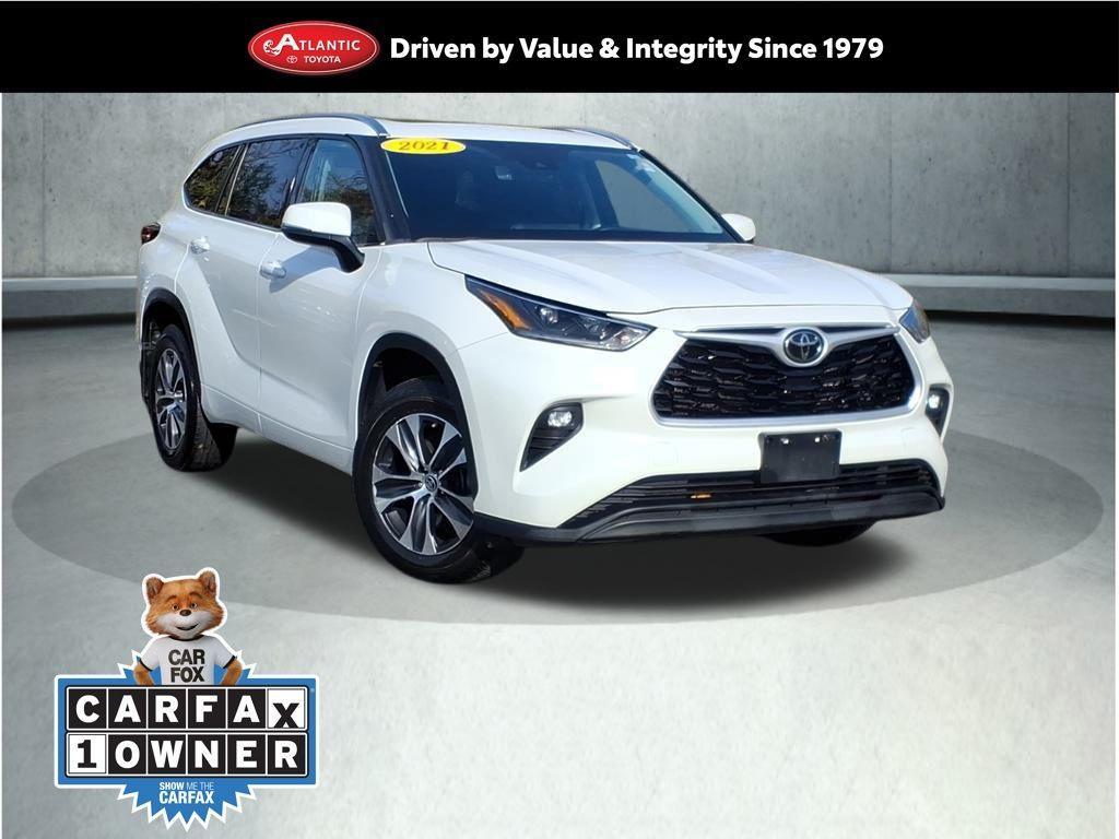 used 2021 Toyota Highlander car, priced at $24,950
