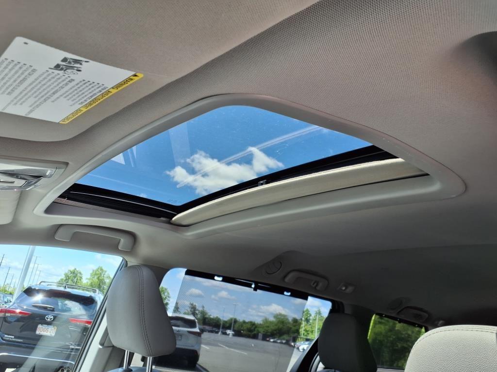 used 2017 Toyota Sienna car, priced at $21,874