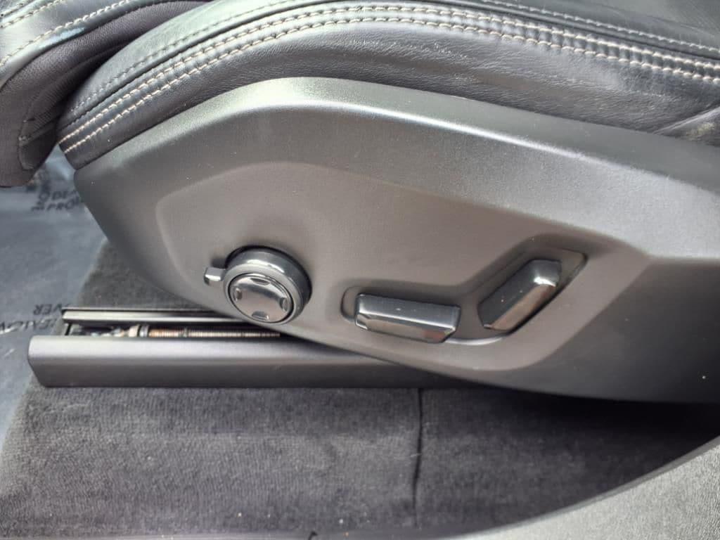used 2021 Volvo XC90 car, priced at $35,600