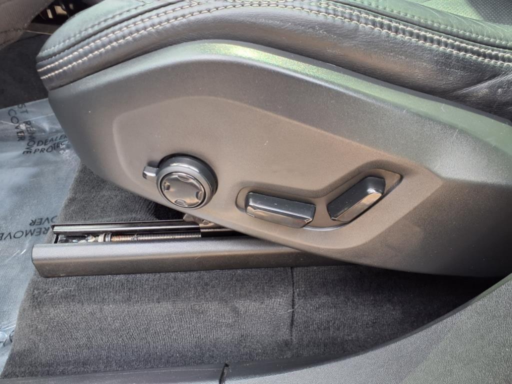 used 2021 Volvo XC90 car, priced at $36,400