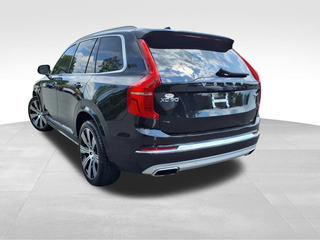 used 2021 Volvo XC90 car, priced at $36,400
