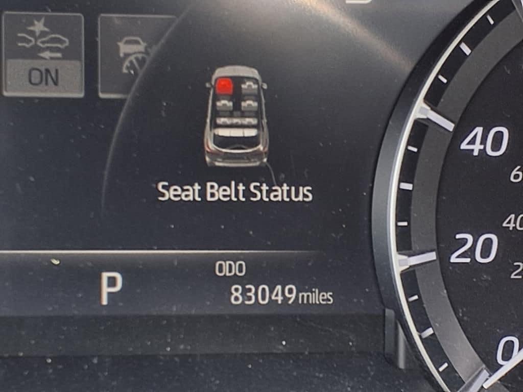 used 2021 Toyota Highlander car, priced at $30,988