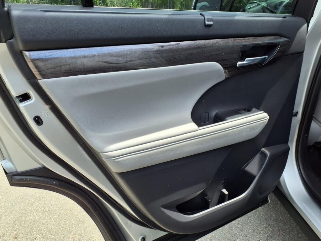 used 2021 Toyota Highlander car, priced at $30,000
