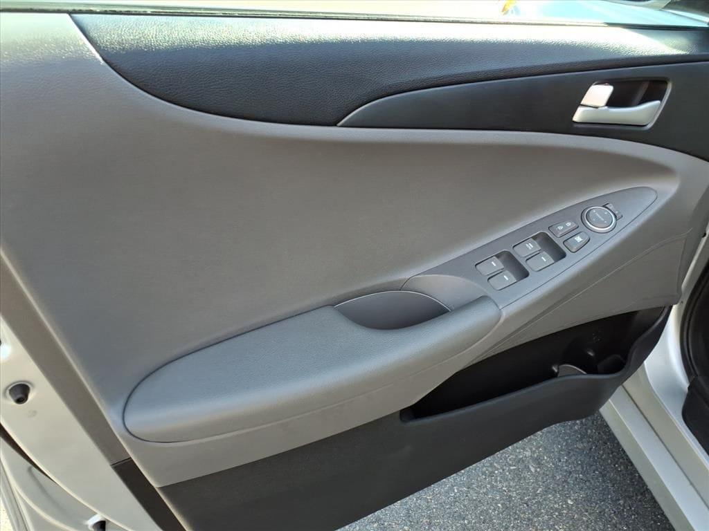 used 2013 Hyundai Sonata car, priced at $7,643