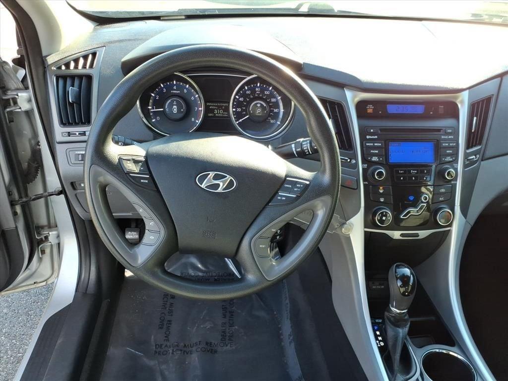 used 2013 Hyundai Sonata car, priced at $7,643