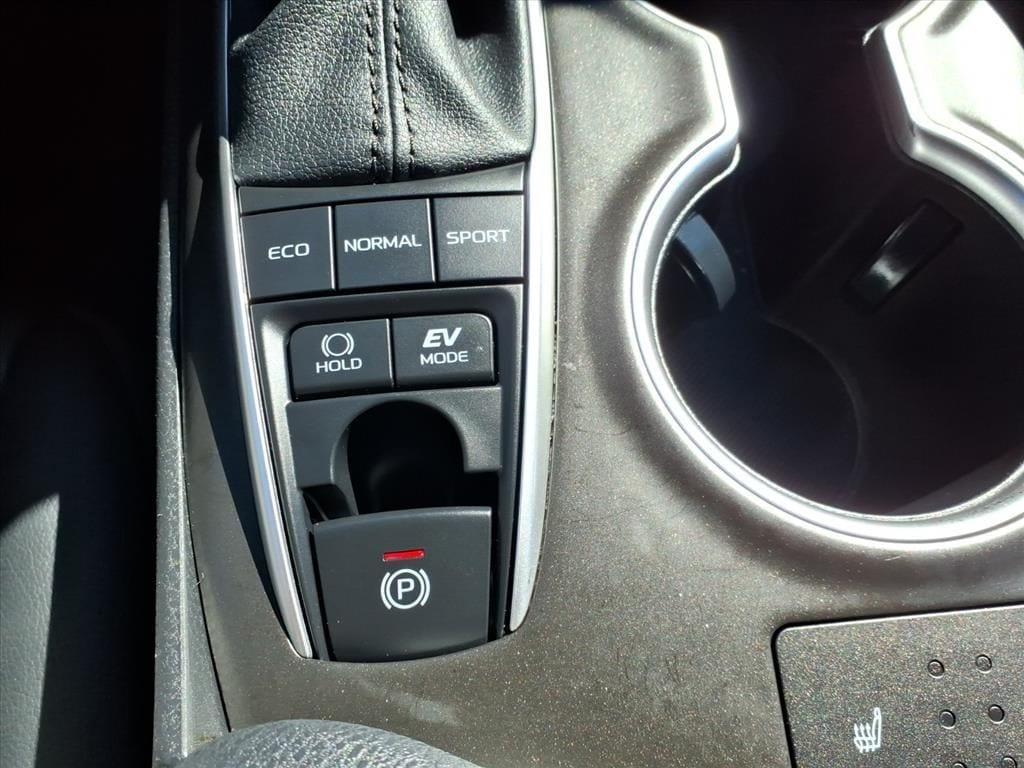 used 2023 Toyota Camry Hybrid car, priced at $29,578