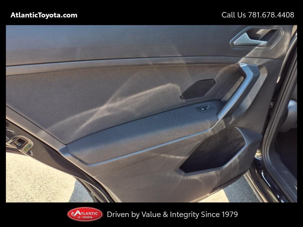 used 2021 Volkswagen Tiguan car, priced at $18,996